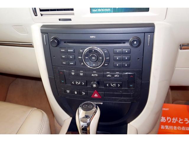 Ｃ６ シルバースタイルエディション　Ｃ６ファイナルモデル　後期型　シルバーエディション　電動サンルーフ　天張り新品張替　整備記録２０回分有　タイミングベルト　ウォーターポンプ　エンジンマウント交換済　ＪＢＬ　ＥＴＣ　ＨＩＤキセノン（35枚目）