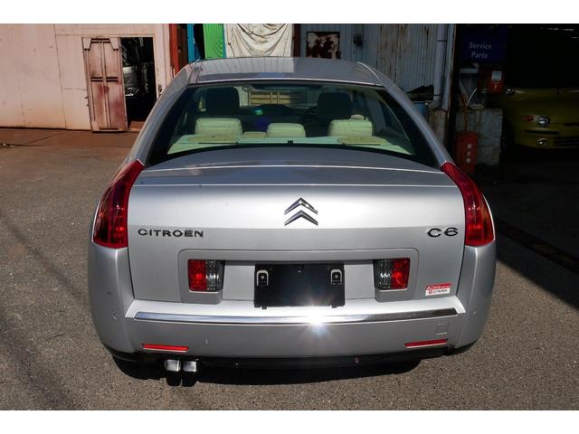 Ｃ６ シルバースタイルエディション　Ｃ６ファイナルモデル　後期型　シルバーエディション　電動サンルーフ　天張り新品張替　整備記録２０回分有　タイミングベルト　ウォーターポンプ　エンジンマウント交換済　ＪＢＬ　ＥＴＣ　ＨＩＤキセノン（75枚目）