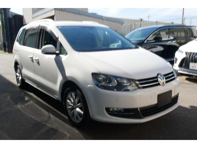 シャラン TSI コンフォートライン ナビゲーションシステム フルセグTV バックカメラ キーレス機能付鍵2個有 7人乗り3列シート 左右電動スライドドアパワーバックドア 純正アルミホイール 禁煙車 ターボ スーパーチャージャー(8枚目)