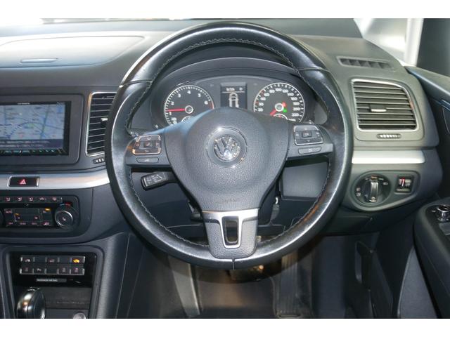 シャラン TSI コンフォートライン ナビゲーションシステム フルセグTV バックカメラ キーレス機能付鍵2個有 7人乗り3列シート 左右電動スライドドアパワーバックドア 純正アルミホイール 禁煙車 ターボ スーパーチャージャー(37枚目)