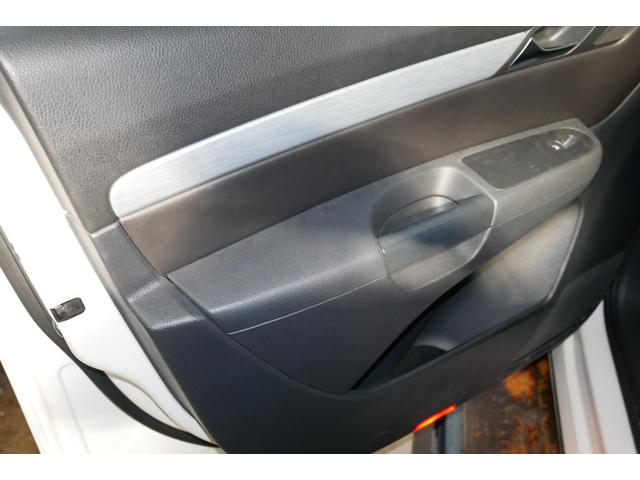 シャラン TSI コンフォートライン ナビゲーションシステム フルセグTV バックカメラ キーレス機能付鍵2個有 7人乗り3列シート 左右電動スライドドアパワーバックドア 純正アルミホイール 禁煙車 ターボ スーパーチャージャー(39枚目)