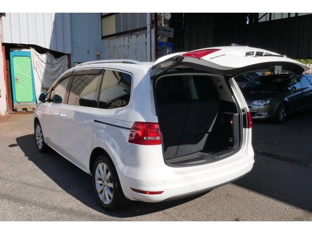 シャラン TSI コンフォートライン ナビゲーションシステム フルセグTV バックカメラ キーレス機能付鍵2個有 7人乗り3列シート 左右電動スライドドアパワーバックドア 純正アルミホイール 禁煙車 ターボ スーパーチャージャー(66枚目)