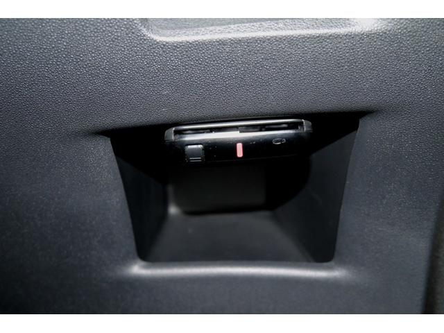 ＤＳ３ シック　エアコンコンプレッサー新品交換　禁煙車（16枚目）