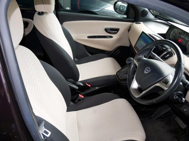 クライスラー・イプシロン パープル　ランチアコンプリートカープレイ　ドラレコ（19枚目）