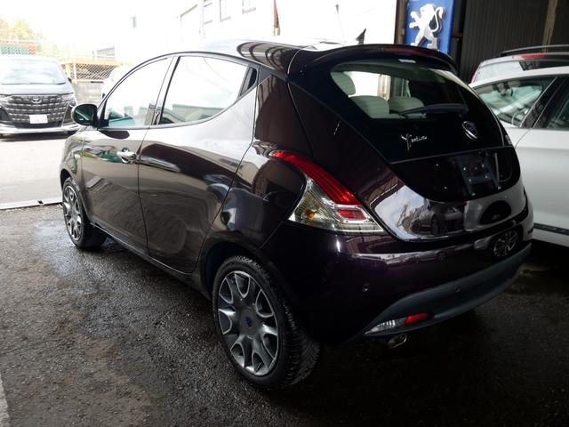 クライスラー・イプシロン パープル　ランチアコンプリートカープレイ　ドラレコ（43枚目）