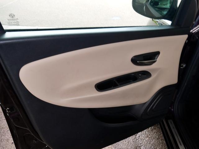 クライスラー・イプシロン パープル　ランチアコンプリートカープレイ　ドラレコ（48枚目）