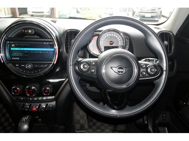 ＭＩＮＩ クーパーＤ　クロスオーバー　ワンオーナー禁煙　ナビ　前後カメラ　ドラレコ（15枚目）