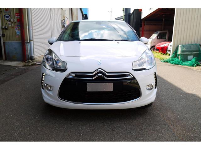 ＤＳ３ スポーツシック　６速マニュアル１７ＡＷ　　１５６馬力　ナビＴＶ（4枚目）