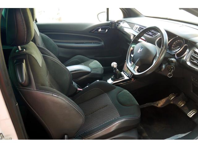 ＤＳ３ スポーツシック　６速マニュアル１７ＡＷ　　１５６馬力　ナビＴＶ（76枚目）