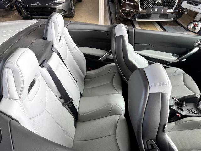 ３０８ ＣＣ　ローラン・ギャロス　特別限定車　１０００キロテスト走行済　ＲＧロゴ入り白本革パワーシート＆シートヒーター　ナビゲーションシステム　フルセグＴＶ　１８インチＡＷ　キーレス機能付き鍵２個有　ＥＴＣ　ドラレコ　禁煙車（18枚目）