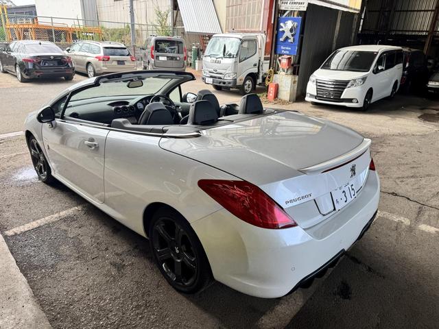 ３０８ ＣＣ　ローラン・ギャロス　特別限定車　１０００キロテスト走行済　ＲＧロゴ入り白本革パワーシート＆シートヒーター　ナビゲーションシステム　フルセグＴＶ　１８インチＡＷ　キーレス機能付き鍵２個有　ＥＴＣ　ドラレコ　禁煙車（27枚目）