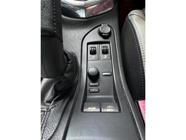 ３０８ ＣＣ　ローラン・ギャロス　特別限定車　１０００キロテスト走行済　ＲＧロゴ入り白本革パワーシート＆シートヒーター　ナビゲーションシステム　フルセグＴＶ　１８インチＡＷ　キーレス機能付き鍵２個有　ＥＴＣ　ドラレコ　禁煙車（33枚目）