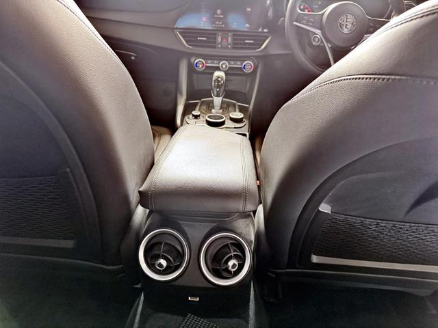 ALFA ROMEO GIULIA BASE GRADE