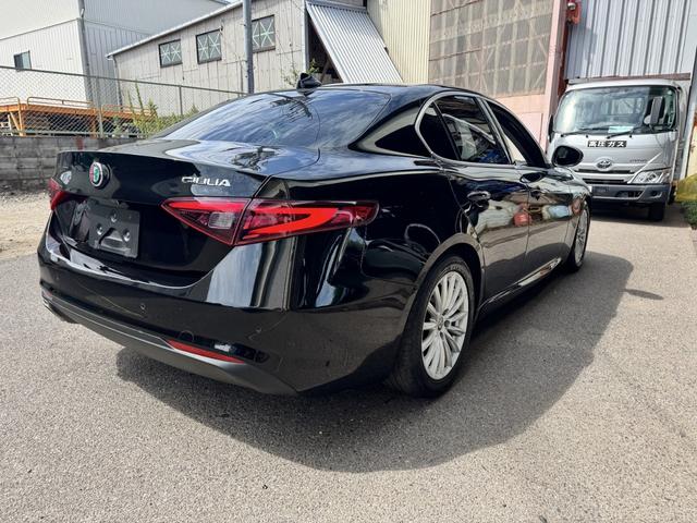 ALFA ROMEO GIULIA BASE GRADE