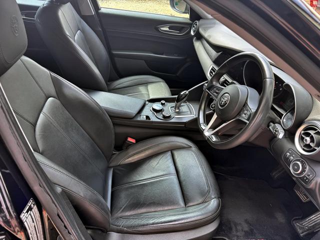 ALFA ROMEO GIULIA BASE GRADE