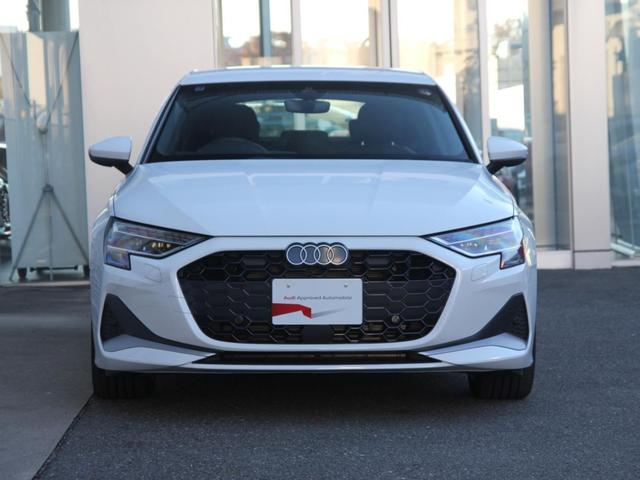 Ａ３ スポーツバック３０ＴＦＳＩアドバンスド　ナビゲーションパッケージ／コンビニエンス＆アシスタンスパッケージライト（2枚目）