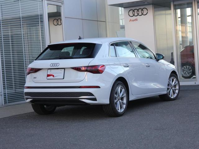 Ａ３ スポーツバック３０ＴＦＳＩアドバンスド　ナビゲーションパッケージ／コンビニエンス＆アシスタンスパッケージライト（8枚目）