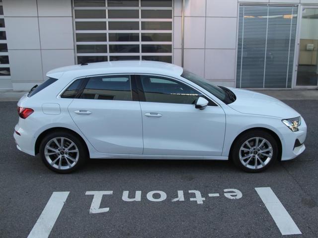 Ａ３ スポーツバック３０ＴＦＳＩアドバンスド　ナビゲーションパッケージ／コンビニエンス＆アシスタンスパッケージライト（60枚目）