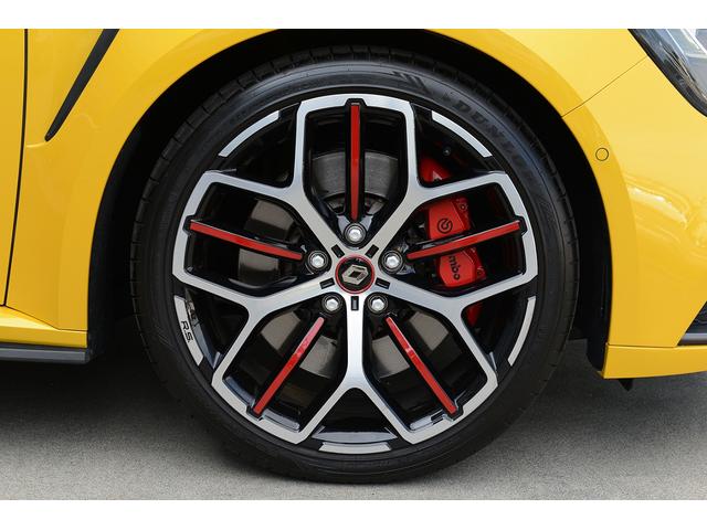メガーヌ ルノー　スポール　トロフィー　正規ディーラー車　禁煙車　右Ｈ　６ＭＴ　２オーナー車　実走行約１０，１００ｋｍ　６ＭＴ　車検Ｒ９年２月まで　純正１９インチアルミホイール　ＬＥＤヘッドライト　ＡＲＫＡＭＹＳサウンドシステム（14枚目）