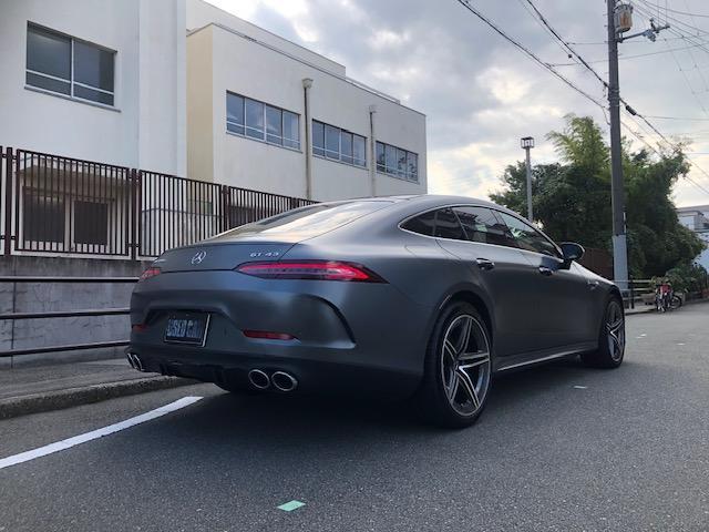 GT 4ドアクーペ 43 4マチック+ ライドコントロール+パッケージ 黒革ベンチレーションシート ナビ TV 全方位モニター パノラマガラスルーフ ヘッドアップディスプレイ パドルシフト AMG20インチアルミ ブルメスターサウンド(8枚目)