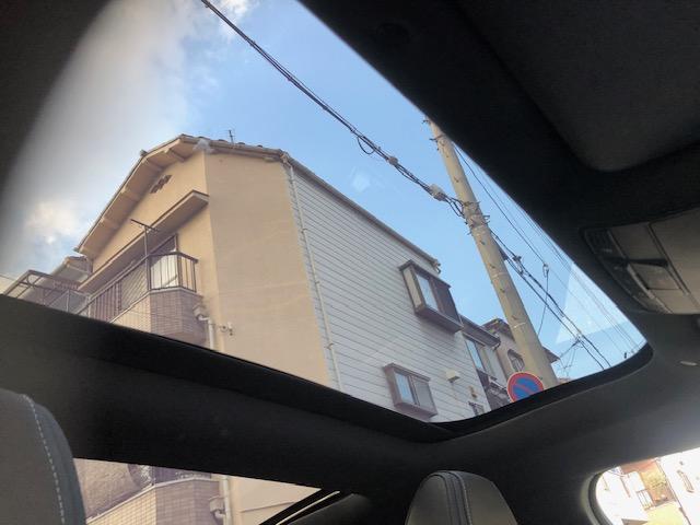 GT 4ドアクーペ 43 4マチック+ ライドコントロール+パッケージ 黒革ベンチレーションシート ナビ TV 全方位モニター パノラマガラスルーフ ヘッドアップディスプレイ パドルシフト AMG20インチアルミ ブルメスターサウンド(17枚目)