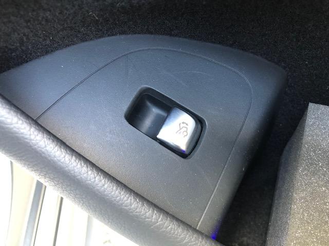 GT 4ドアクーペ 43 4マチック+ ライドコントロール+パッケージ 黒革ベンチレーションシート ナビ TV 全方位モニター パノラマガラスルーフ ヘッドアップディスプレイ パドルシフト AMG20インチアルミ ブルメスターサウンド(22枚目)