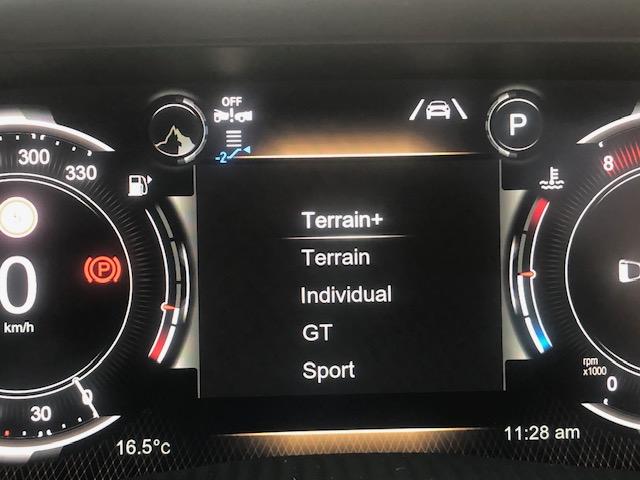 DBX ベースグレード 4、0 V8 4WD 黒革前後ベンチレーションシート シートヒーター ナビ TV 全方位モニター パノラマガラスルーフ パワーテールゲート パドルシフト 22インチアルミ レッドキャリパー(44枚目)