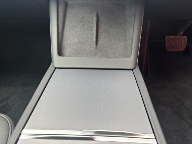 モデル3 RWD スタンダードレンジ ブラックエディション パフォーマンスバンパー パフォーマンスリヤディフューザー ウェッズ FZERO 20インチ鍛造ホイールオリジナルブラックバージョン(19枚目)