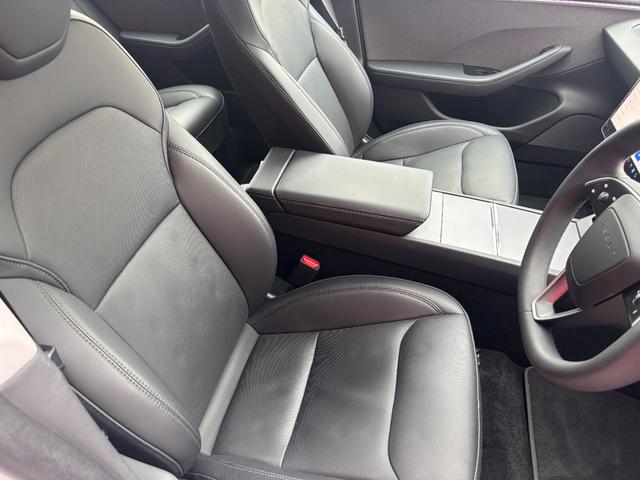 モデル3 RWD スタンダードレンジ ブラックエディション パフォーマンスバンパー パフォーマンスリヤディフューザー ウェッズ FZERO 20インチ鍛造ホイールオリジナルブラックバージョン(21枚目)