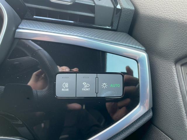 Q3スポーツバック 35TFSI Sライン コンビニエンス/アシスタンスPKG・ブラックスタイリングPKG・プラスPKG・ハーフレザーシート・パワーシート・シートヒーター・ACC・4wayランバーサポート・パワーバックドア・ブラックエンブレム(48枚目)