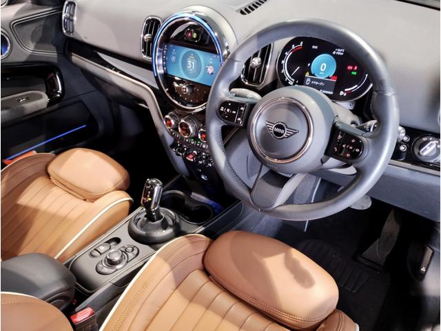 ＭＩＮＩ クーパーＤクロスオーバープレミアム＋Ｐクラシクトリム　１オーナー・後期モデル・シートヒーター・電動リアゲート・純正ナビ・バックカメラ・ＬＥＤヘッドライト・コンフォートアクセス・アンビエントライト・衝突軽減ブレーキ・追従式クルコン・衝突軽減ブレーキ・ＥＴＣ（27枚目）