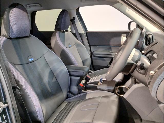 ＭＩＮＩ カントリーマンＳオール４　クラシック・トリム　元デモレンタ　追従型クルーズコントロール　ヘッドアップディスプレイ　ＡｐｐｌｅＣａｒＰｌａｙ　シートヒーター　ステアリングヒーター　ハーマンカードンスピーカー　電動リアゲート　ＬＥＤヘッドライト（41枚目）