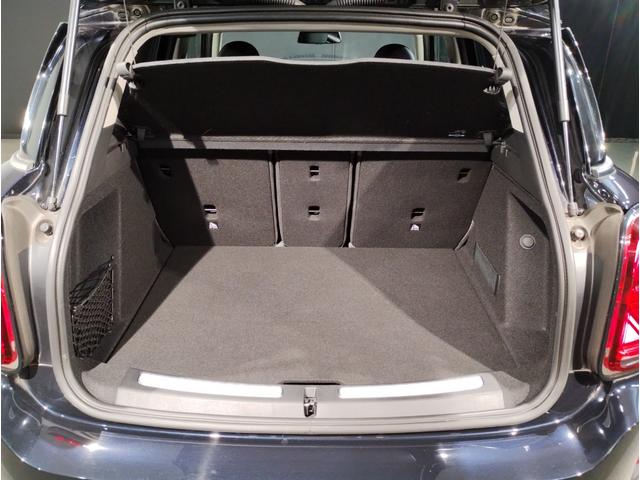 ＭＩＮＩ クーパーＤ　クロスオーバー　クラシック・トリム　１オーナー　後期モデル　液晶メーター　衝突軽減ブレーキ　バックカメラ　アンビエントライト　パーキングアシスト　シートヒーター　ＬＥＤヘッドライト　クルーズコントロール　Ｂｌｕｅｔｏｏｔｈ　ミラーＥＴＣ（17枚目）