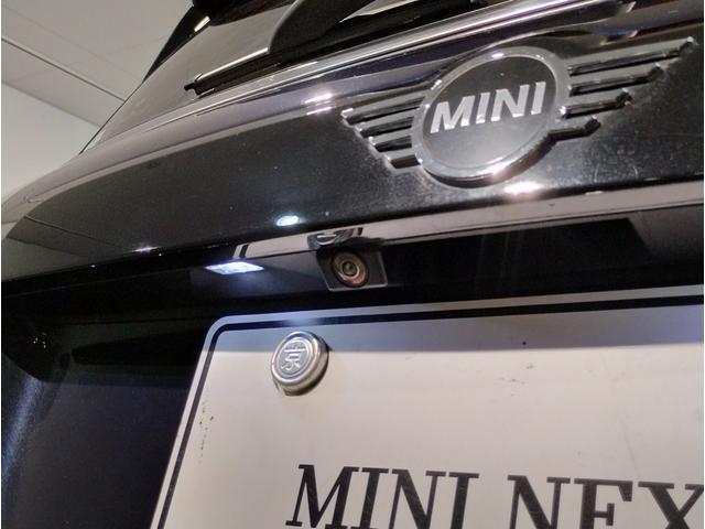 ＭＩＮＩ クーパーＤ　クロスオーバー　クラシック・トリム　１オーナー　後期モデル　液晶メーター　衝突軽減ブレーキ　バックカメラ　アンビエントライト　パーキングアシスト　シートヒーター　ＬＥＤヘッドライト　クルーズコントロール　Ｂｌｕｅｔｏｏｔｈ　ミラーＥＴＣ（21枚目）