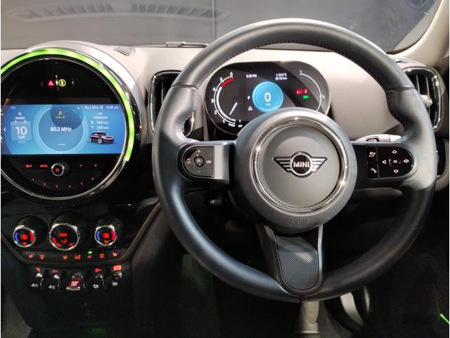ＭＩＮＩ クーパーＤ　クロスオーバー　クラシック・トリム　１オーナー　後期モデル　液晶メーター　衝突軽減ブレーキ　バックカメラ　アンビエントライト　パーキングアシスト　シートヒーター　ＬＥＤヘッドライト　クルーズコントロール　Ｂｌｕｅｔｏｏｔｈ　ミラーＥＴＣ（33枚目）