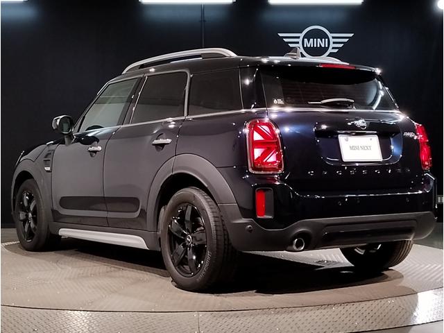 ＭＩＮＩ クーパーＤ　クロスオーバー　クラシック・トリム　１オーナー　後期モデル　液晶メーター　衝突軽減ブレーキ　バックカメラ　アンビエントライト　パーキングアシスト　シートヒーター　ＬＥＤヘッドライト　クルーズコントロール　Ｂｌｕｅｔｏｏｔｈ　ミラーＥＴＣ（72枚目）