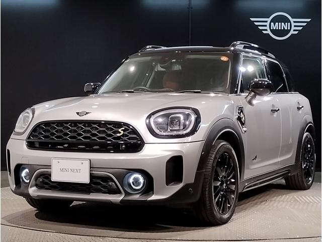 ＭＩＮＩ クパＳＥクロスオバオル４プレミアム＋Ｐクラシクトリム　後期モデル　茶革シート　シートヒーター　バックカメラ　追従式クルーズコントロール　ＯＰ１８インチＡＷ　インテリジェントセーフティー　アンビエントライト　ＬＥＤヘッドライト　コンフォートアクセス（67枚目）