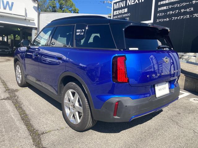 ＭＩＮＩ カントリーマンＤ　クラシック・トリム　弊社デモレンタ　メモリ機能付パワーシート　運転席マッサージ機能　ハーマンカードンサウンド　シートヒーター　ステアリングヒーターヘッドアップディスプレイ　追従型クルコン　全周囲カメラ　バックカメラ（27枚目）