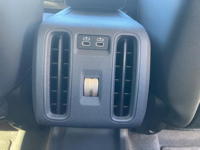 ＭＩＮＩ カントリーマンＤ　クラシック・トリム　弊社デモレンタ　メモリ機能付パワーシート　運転席マッサージ機能　ハーマンカードンサウンド　シートヒーター　ステアリングヒーターヘッドアップディスプレイ　追従型クルコン　全周囲カメラ　バックカメラ（33枚目）