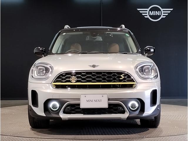 ＭＩＮＩ クーパーＳ　Ｅ　クロスオーバー　オール４　純正ＨＤＤナビ　バックカメラ　コーナーセンサー　追従型クルコン　電動リアゲート　シートヒーター　ＬＥＤヘッドライト　ＬＥＤフォグランプ　コンフォートアクセス　衝突警告　歩行者警告　純正１８インチアルミ（77枚目）