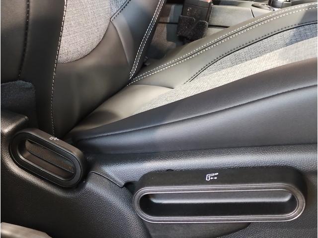 MINI クーパーDクロスオーバープレミアム+Pクラシクトリム 後期モデル 1オーナー シートヒーター ハーフレザーシート デジタルメーター 電動リアゲート アクティブクルーズコントロール 純正HDDナビ バックカメラ 障害物センサー LED ETC 純正17AW(40枚目)