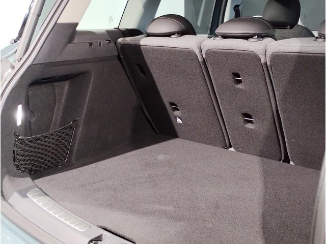 MINI クーパーDクロスオーバープレミアム+Pクラシクトリム 後期モデル 1オーナー シートヒーター ハーフレザーシート デジタルメーター 電動リアゲート アクティブクルーズコントロール 純正HDDナビ バックカメラ 障害物センサー LED ETC 純正17AW(58枚目)