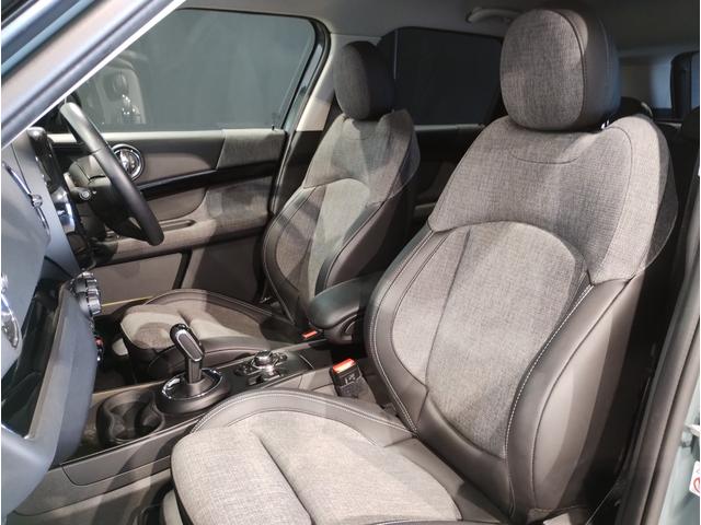 MINI クーパーSD クロスオーバー オール4 後期モデル 1オーナー ハーフレザーシート シートヒーター デジタルメーター 純正HDDナビ バックカメラ 障害物センサ 追従式クルコン LEDヘッドライト ETC 純正18AW コンフォートアクセス(15枚目)