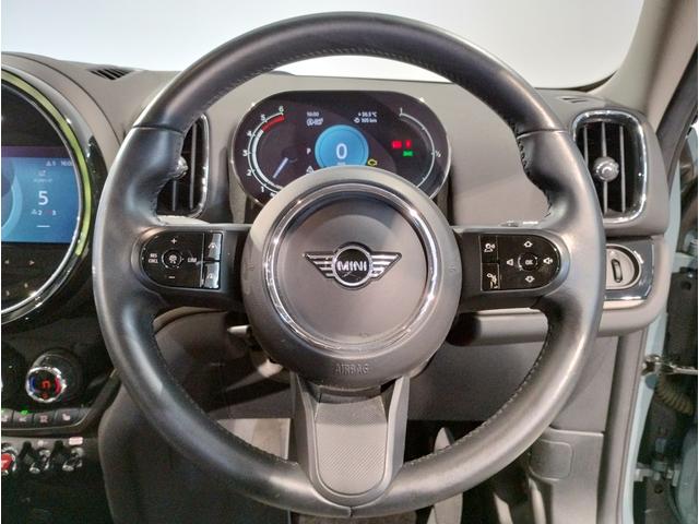 MINI クーパーSD クロスオーバー オール4 後期モデル 1オーナー ハーフレザーシート シートヒーター デジタルメーター 純正HDDナビ バックカメラ 障害物センサ 追従式クルコン LEDヘッドライト ETC 純正18AW コンフォートアクセス(19枚目)