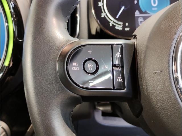 MINI クーパーSD クロスオーバー オール4 後期モデル 1オーナー ハーフレザーシート シートヒーター デジタルメーター 純正HDDナビ バックカメラ 障害物センサ 追従式クルコン LEDヘッドライト ETC 純正18AW コンフォートアクセス(21枚目)