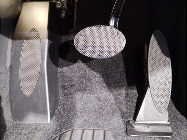 MINI クーパーSD クロスオーバー オール4 後期モデル 1オーナー ハーフレザーシート シートヒーター デジタルメーター 純正HDDナビ バックカメラ 障害物センサ 追従式クルコン LEDヘッドライト ETC 純正18AW コンフォートアクセス(43枚目)