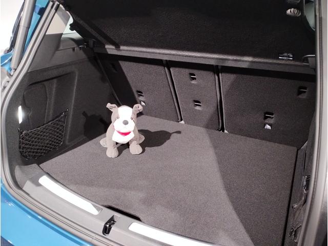 ＭＩＮＩ クーパーＤクロスオーバープレミアム＋Ｐクラシクトリム　後期モデル　電動リアゲート　追従式クルーズコントロール　液晶メーター　バックカメラ　ＬＥＤヘッドライト　衝突軽減ブレーキ　コーナーセンサー　シートヒーター　純正ナビ　ワイヤレス充電（26枚目）