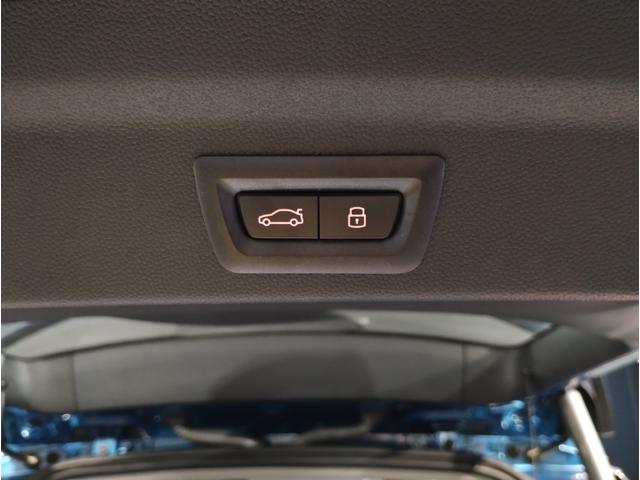 ＭＩＮＩ クーパーＤクロスオーバープレミアム＋Ｐクラシクトリム　後期モデル　電動リアゲート　追従式クルーズコントロール　液晶メーター　バックカメラ　ＬＥＤヘッドライト　衝突軽減ブレーキ　コーナーセンサー　シートヒーター　純正ナビ　ワイヤレス充電（27枚目）