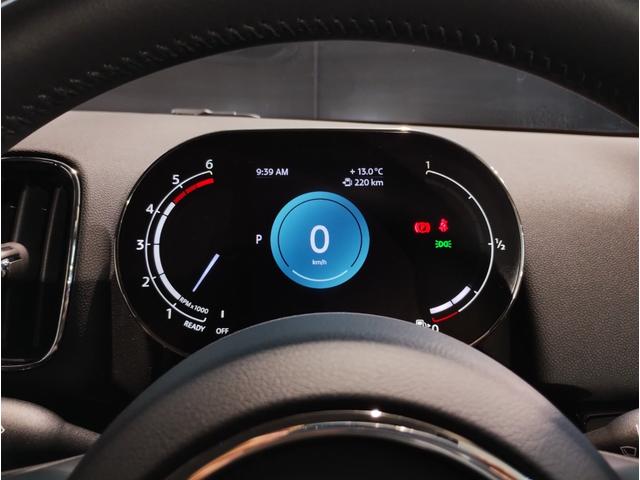 ＭＩＮＩ クーパーＤクロスオーバープレミアム＋Ｐクラシクトリム　後期モデル　電動リアゲート　追従式クルーズコントロール　液晶メーター　バックカメラ　ＬＥＤヘッドライト　衝突軽減ブレーキ　コーナーセンサー　シートヒーター　純正ナビ　ワイヤレス充電（60枚目）
