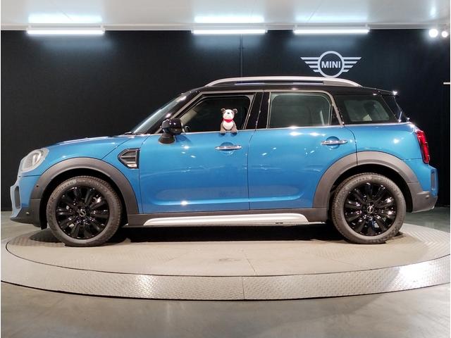 ＭＩＮＩ クーパーＤクロスオーバープレミアム＋Ｐクラシクトリム　後期モデル　電動リアゲート　追従式クルーズコントロール　液晶メーター　バックカメラ　ＬＥＤヘッドライト　衝突軽減ブレーキ　コーナーセンサー　シートヒーター　純正ナビ　ワイヤレス充電（67枚目）